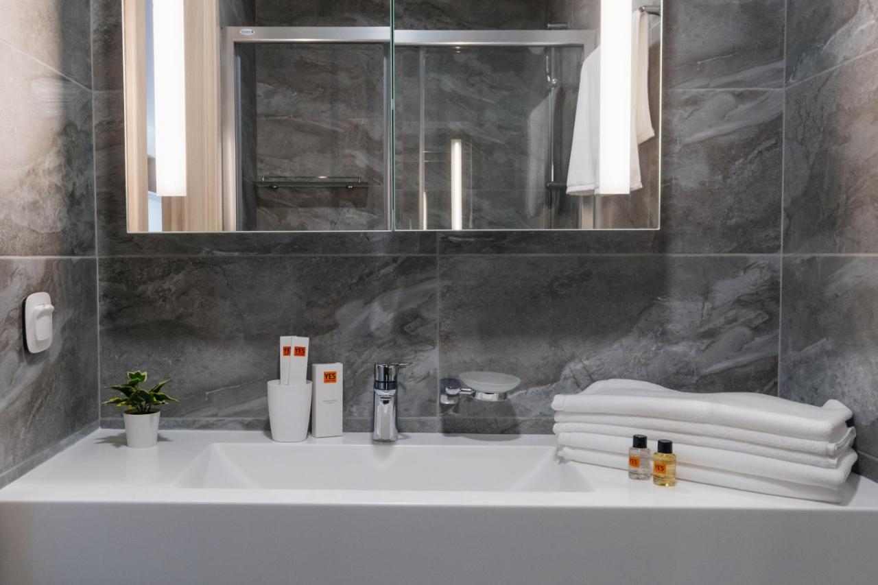 Ye'S Астана Aparthotel Exteriör bild