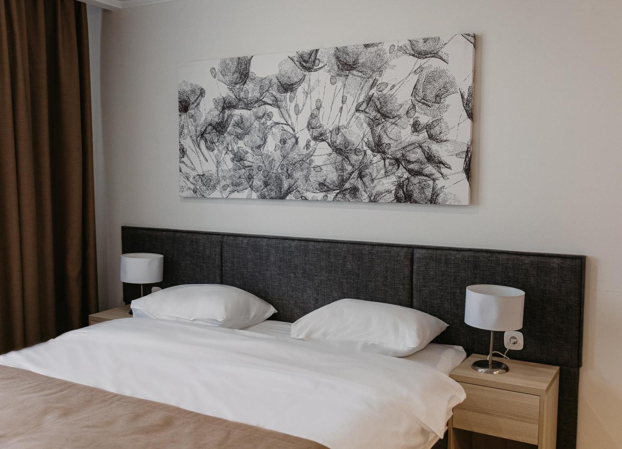 Ye'S Астана Aparthotel Exteriör bild